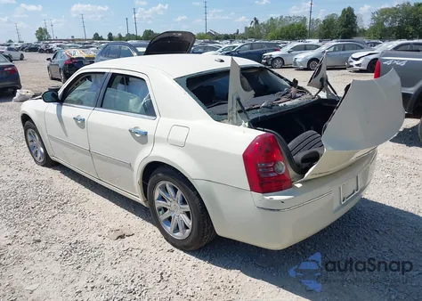2010 Chrysler 300 Touring/Signature Series/Executive Series из США, поврежденный, VIN 2C3CA5CVXAH230404